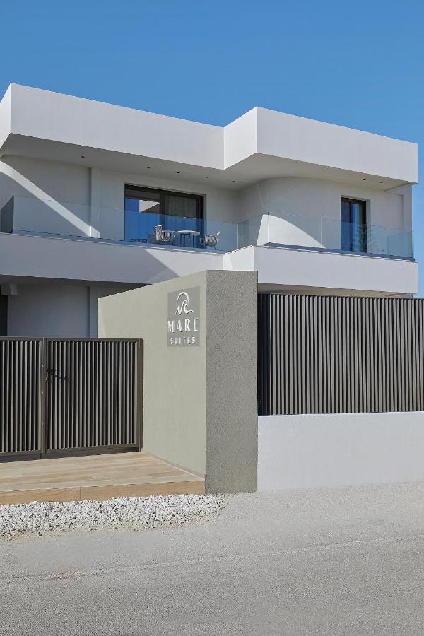Mare Suites Lechaio Buitenkant foto