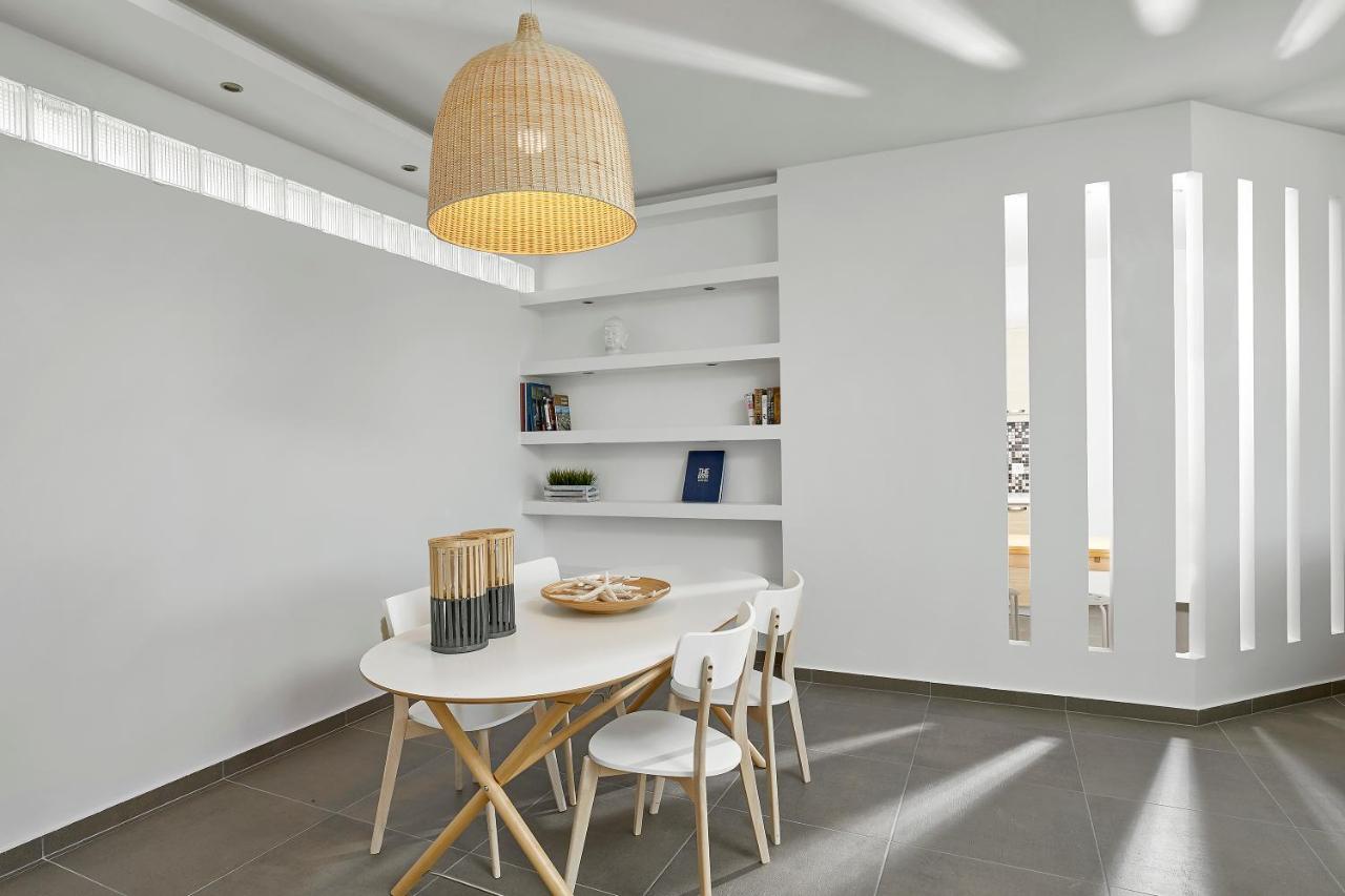 Mare Suites Lechaio Buitenkant foto