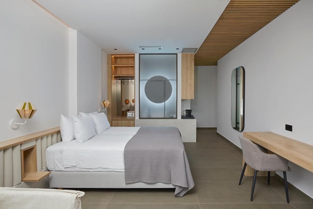 Mare Suites Lechaio Buitenkant foto