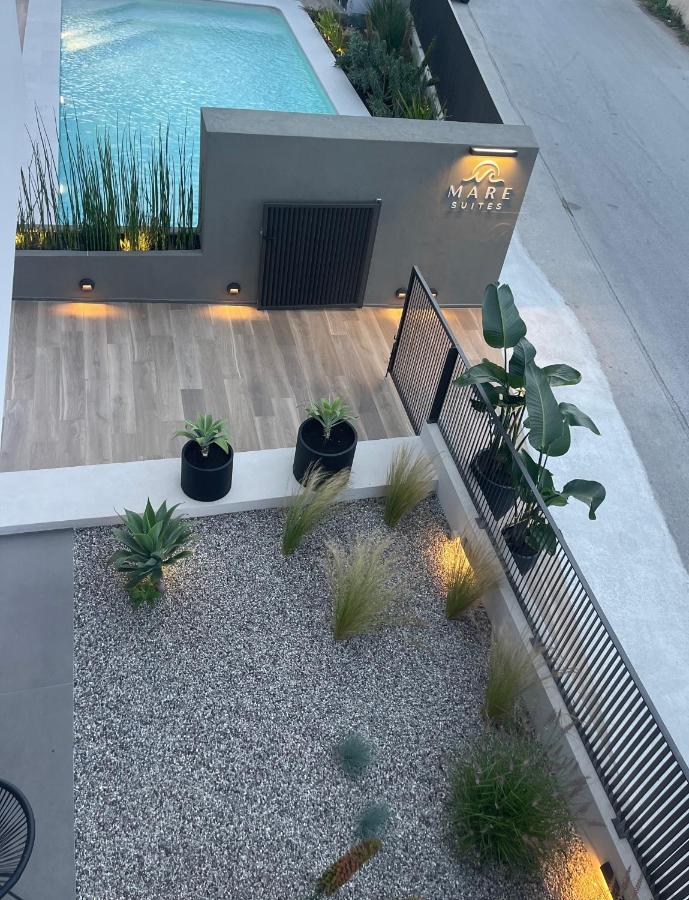 Mare Suites Lechaio Buitenkant foto