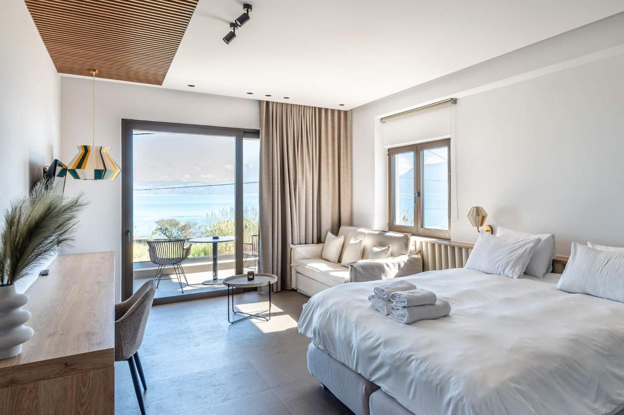 Mare Suites Lechaio Buitenkant foto